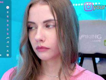 VikkiExtraCheese — Bongacams recorded stream image, 04.08.2025 19:10