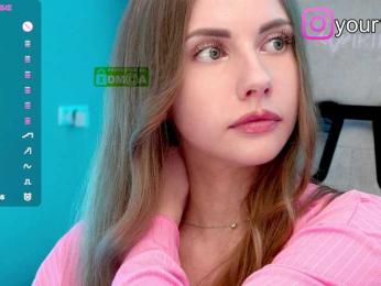 VikkiExtraCheese — Bongacams recorded stream image, 04.08.2025 19:10