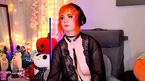 Angel-Lewd-Cake — Stripchat recorded stream image, 05.08.2025 05:30