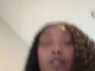 laylared — Camsoda recorded stream screenshot (05 Aug 2025)