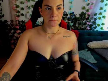 Cocochanell — Bongacams recorded stream screenshot (05 Aug 2025)