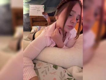 LittleDelora — Bongacams recorded stream screenshot (07 Aug 2025)