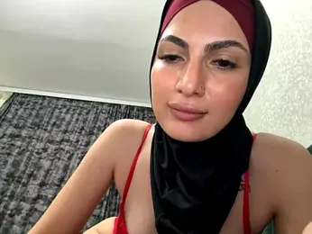 GumusGuray — Stripchat recorded stream image, 07.08.2025 03:30