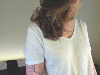 Adamova_Eva — Bongacams recorded stream screenshot (13 Feb 2025)