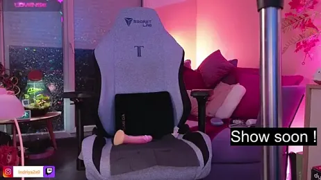 Indriya2x0 — Stripchat recorded stream image, 07.08.2025 20:00