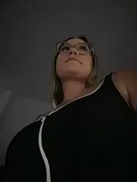 ValeryGrey — Stripchat recorded stream image, 13.02.2025 19:10