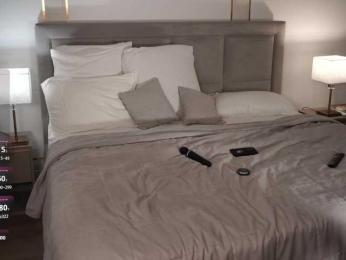 Eseniyavl — Bongacams recorded stream image, 08.08.2025 04:40