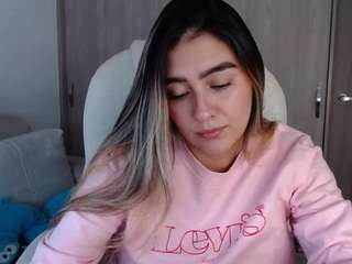 alexyferrer — Camsoda recorded stream image, 13.02.2025 19:30