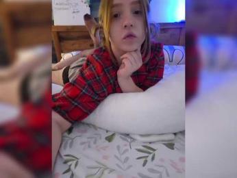 LittleDelora — Bongacams recorded stream screenshot (10 Aug 2025)