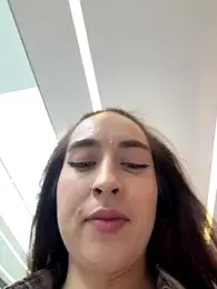 Holly_Play — Stripchat recorded stream image, 11.08.2025 13:00