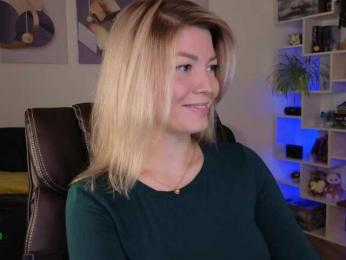 _Cute — Bongacams recorded stream image, 12.08.2025 15:40