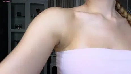 AnneFoxy — Stripchat recorded stream image, 13.08.2025 07:40
