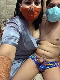 MOM-SUN-COUPLE — Stripchat recorded stream image, 13.08.2025 14:50