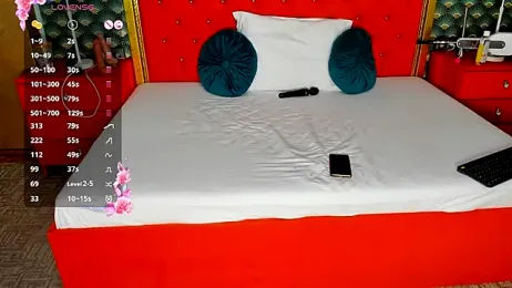 VallerieJones — Stripchat recorded stream image, 13.08.2025 23:50
