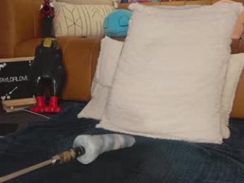 taylor_love_303 — Chaturbate recorded stream image, 14.08.2025 10:10