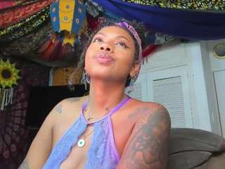 elizagrey — Camsoda recorded stream screenshot (15 Aug 2025)