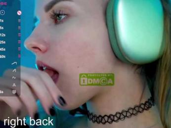 VikkiExtraCheese — Bongacams recorded stream image, 15.08.2025 18:50