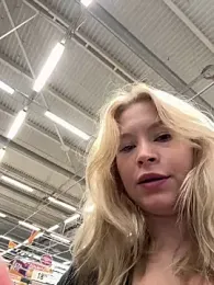 Cum_girlss — Stripchat recorded stream image, 16.08.2025 03:40