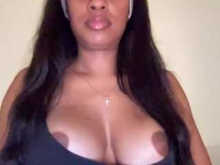 carmensindiego — Camsoda recorded stream image, 16.08.2025 04:40