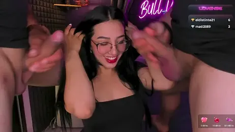 bull_vixen2001 — Stripchat recorded stream image, 16.08.2025 06:50