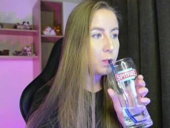 -Rii- — Bongacams recorded stream image, 16.08.2025 22:00