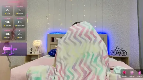 oliviiaa — Stripchat recorded stream image, 17.08.2025 06:10