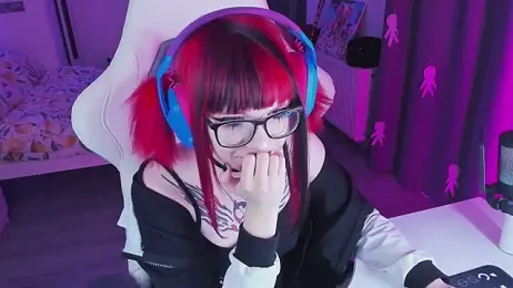 Yumi_Youkai — Stripchat recorded stream image, 17.08.2025 19:50