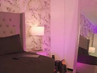 charlotte-harris — Camsoda recorded stream image, 18.08.2025 03:00