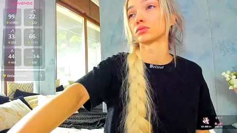 Sassy_Teen — Stripchat recorded stream image, 18.08.2025 09:30