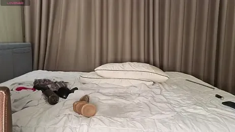 LucyNuty — Stripchat recorded stream image, 18.08.2025 14:30