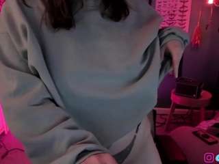 lila-ellis — Camsoda recorded stream image, 19.08.2025 03:30