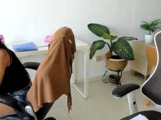 emilybrowm — Camsoda recorded stream image, 19.08.2025 14:40