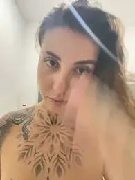 Izy_cute_ — Stripchat recorded stream image, 20.08.2025 00:30