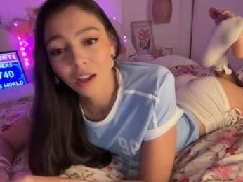 keirasworld — Chaturbate recorded stream image, 19.08.2025 23:00