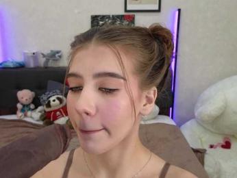 dolly-ll — Bongacams recorded stream image, 20.08.2025 13:20