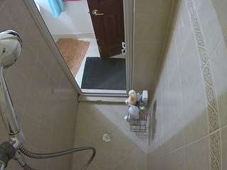 voyeurcam-baileybase-shower — Camsoda recorded stream image, 16.08.2025 18:30