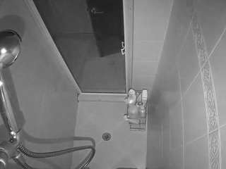 voyeurcam-baileybase-shower — Camsoda recorded stream image, 16.08.2025 18:30