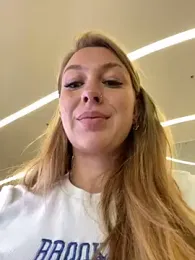 Sweet___Emily — Stripchat recorded stream image, 21.08.2025 13:10