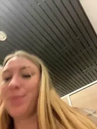 Sweet___Emily — Stripchat recorded stream image, 21.08.2025 13:10