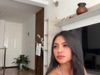 sweet_littleee — Chaturbate recorded stream image, 21.08.2025 18:00