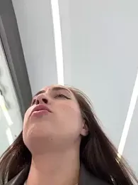 Holly_Play — Stripchat recorded stream image, 22.08.2025 10:10