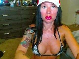 tighttinymilf — Camsoda recorded stream image, 23.08.2025 02:50