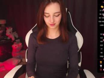 queen_kitty1818 — Chaturbate recorded stream screenshot (14 Feb 2025)
