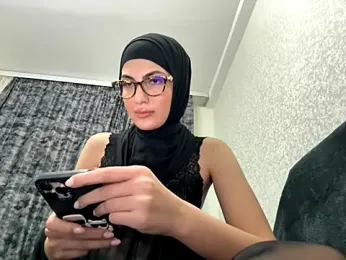 GumusGuray — Stripchat recorded stream image, 23.08.2025 20:30