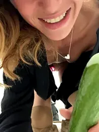 -AngelAri- — Stripchat recorded stream image, 23.08.2025 21:20