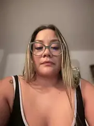 ValeryGrey — Stripchat recorded stream image, 14.02.2025 15:50