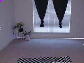 petitebrat — Chaturbate recorded stream image, 23.08.2025 18:20