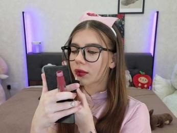 dolly-ll — Bongacams recorded stream image, 24.08.2025 13:30