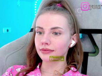 VikkiExtraCheese — Bongacams recorded stream image, 25.08.2025 17:10