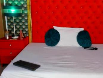 valleriejonnes — Chaturbate recorded stream screenshot (25 Aug 2025)